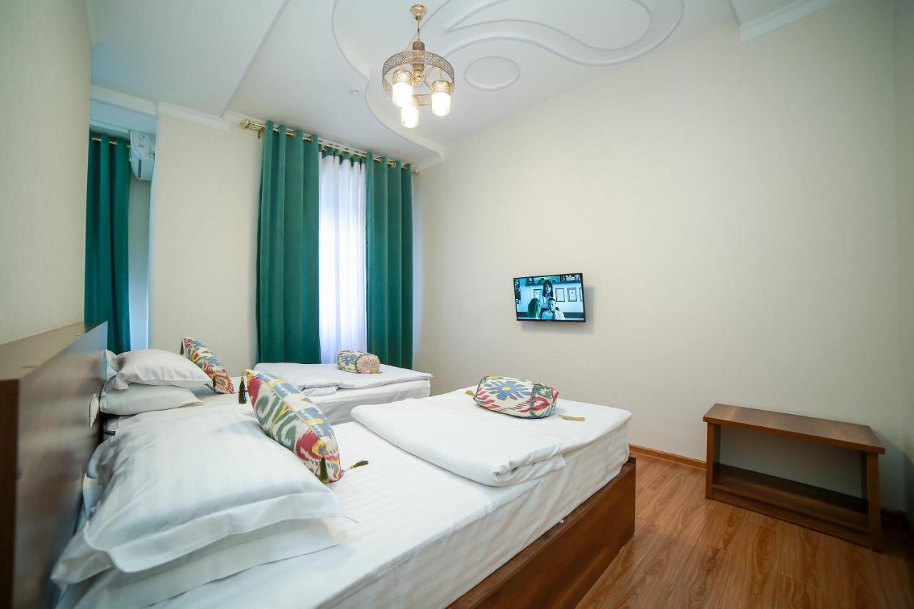 בוקורו Hotel Rayhon Boutique מראה חיצוני תמונה