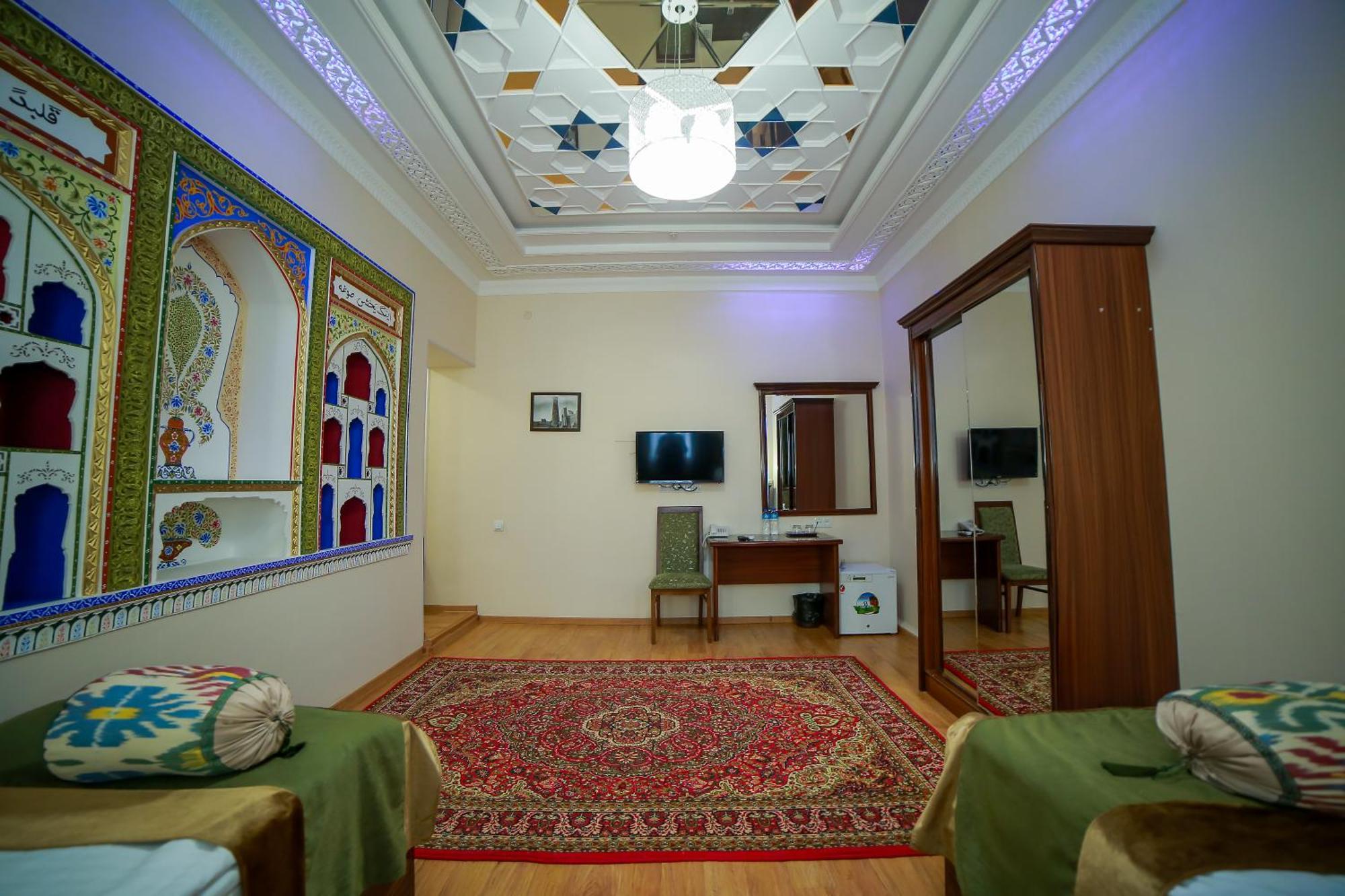 בוקורו Hotel Rayhon Boutique מראה חיצוני תמונה