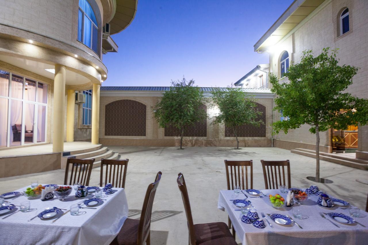 בוקורו Hotel Rayhon Boutique מראה חיצוני תמונה